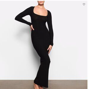 NWT SKIMS Soft Lounge Long Sleeve Dress MP